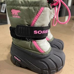 Toddler sorel snow boots
